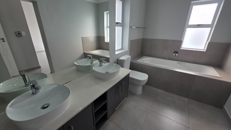 3 Bedroom Property for Sale in Island View Western Cape